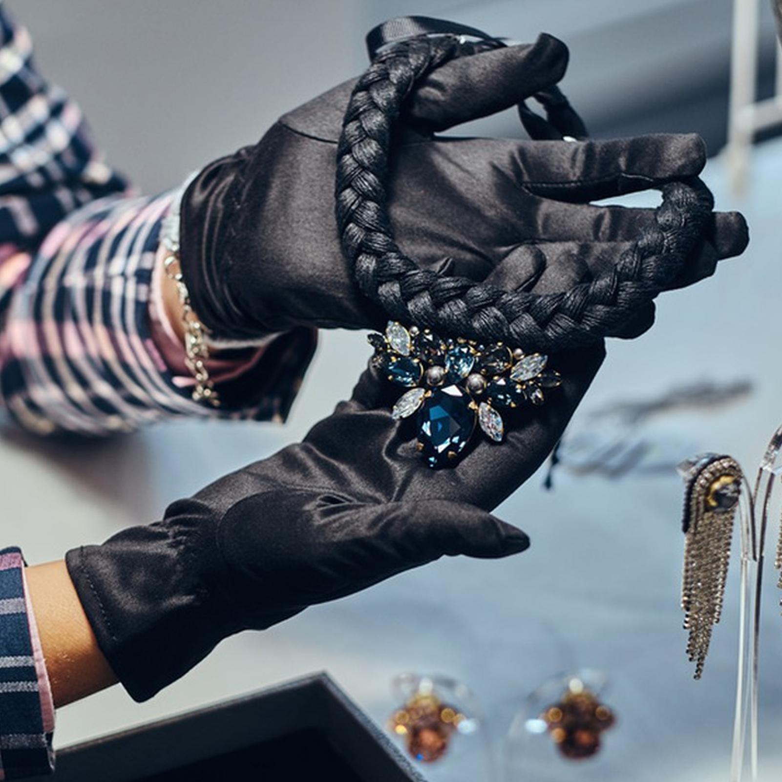 Luvas de joias pretas macias,  - Body Jewelry Websites avaliação e preço